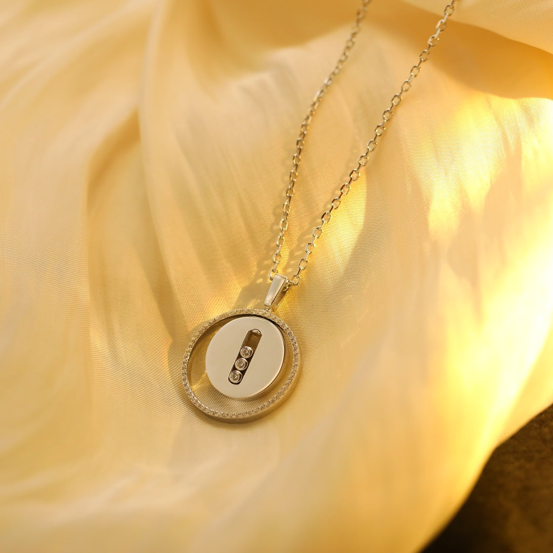 MOVE MM SILVER DIAMOND NECKLACE