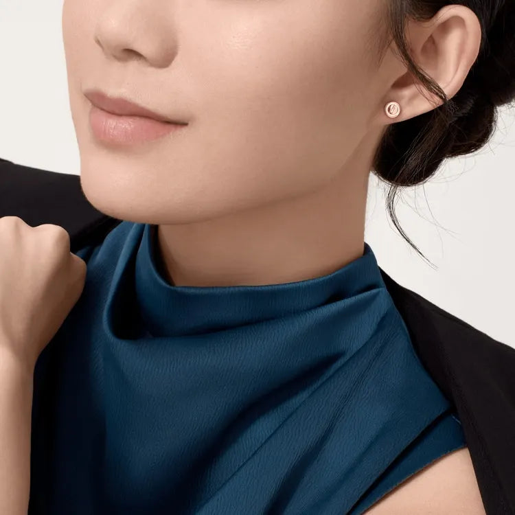 LOVE EARRINGS