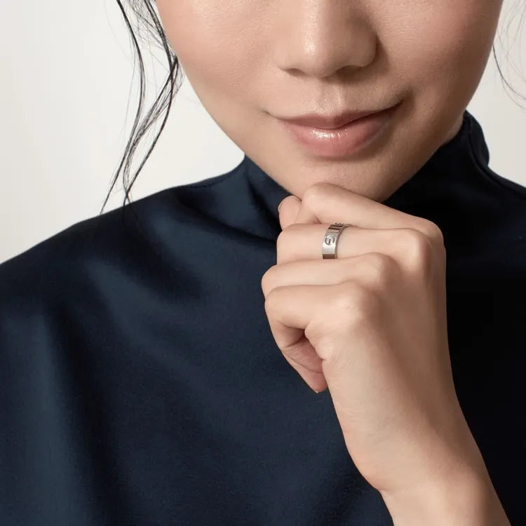 LOVE RING