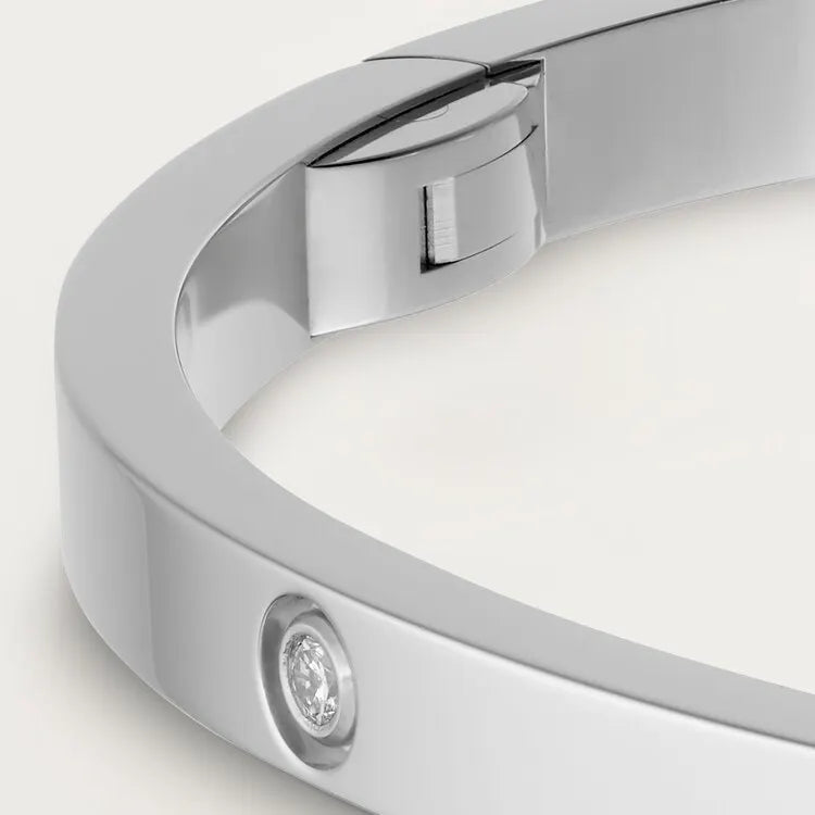LOVE BRACELET, SMALL MODEL, 10 DIAMONDS