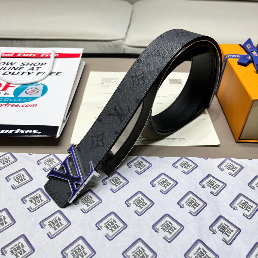 Louis Vuitton LV INITIALES 4CM