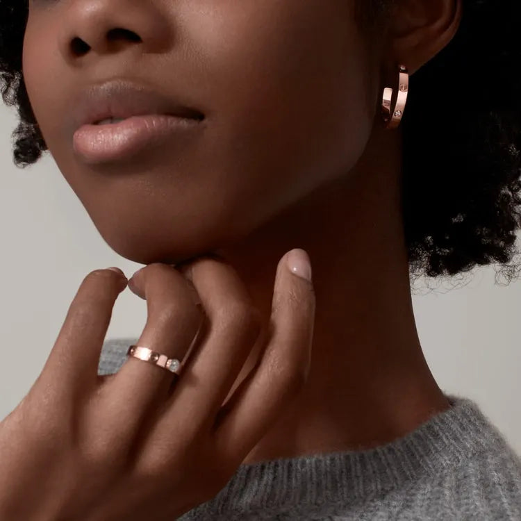 LOVE EARRINGS