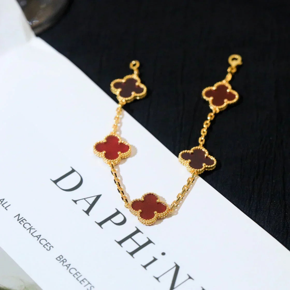 New  CLOVER 5 MOTIF RED CORNELIAN BRACELET COLLECTION