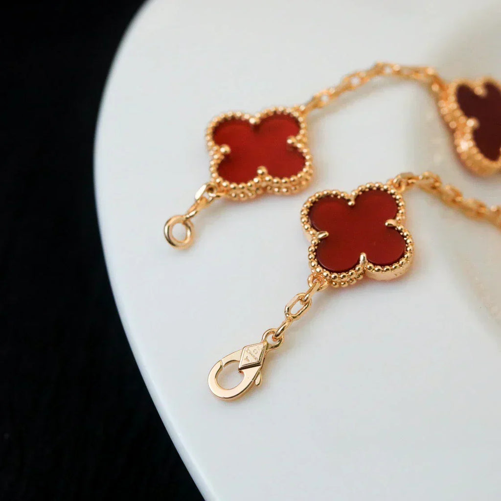 New  CLOVER 5 MOTIF RED CORNELIAN BRACELET COLLECTION