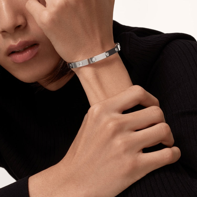 LOVE BRACELET, 10 DIAMONDS