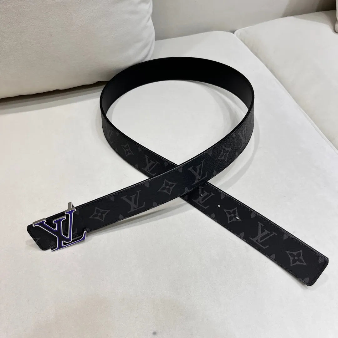 Louis Vuitton LV INITIALES 4CM