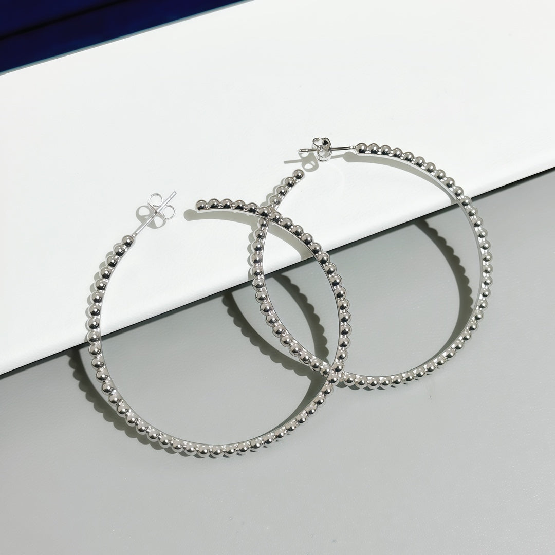 SMOOTH BEAD STUD EARRINGS