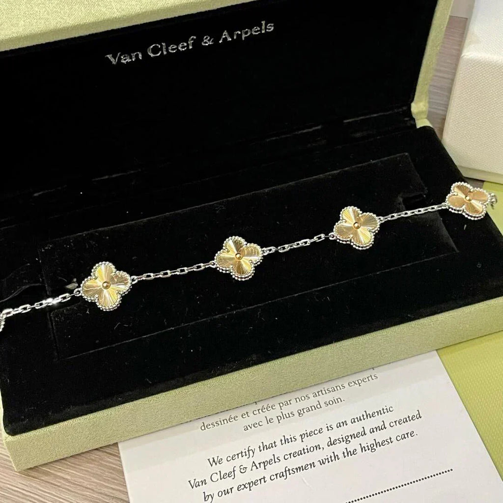 New  CLOVER 5 MOTIF LASER BRACELET COLLECTION