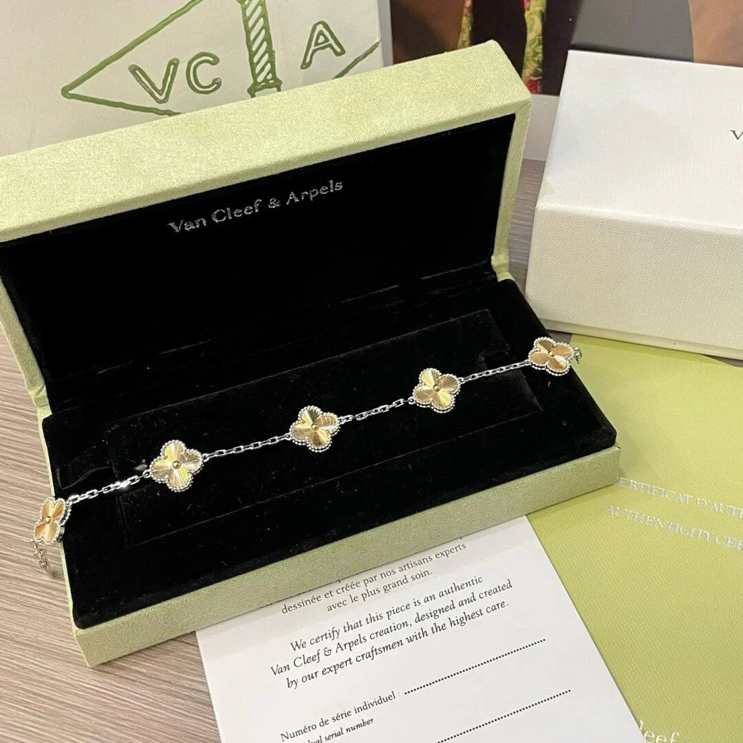 New  CLOVER 5 MOTIF LASER BRACELET COLLECTION