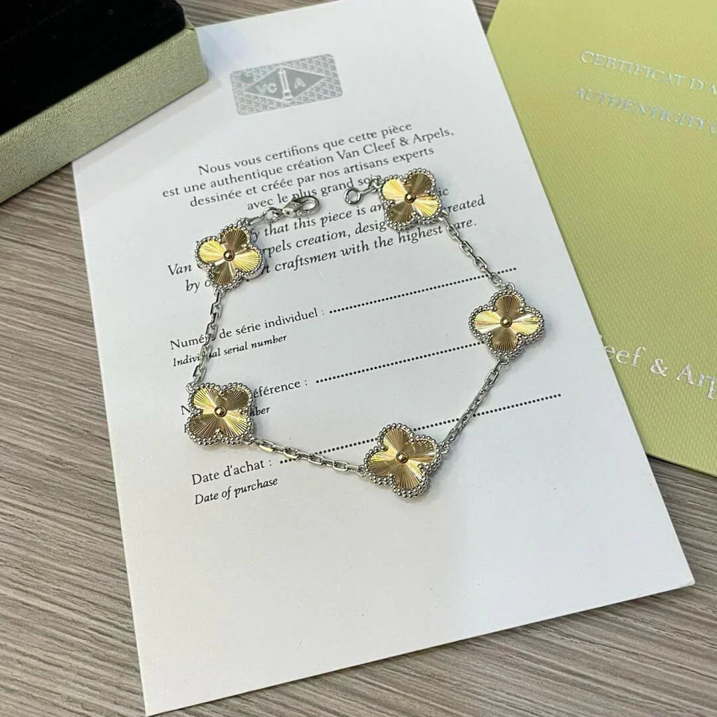 New  CLOVER 5 MOTIF LASER BRACELET COLLECTION