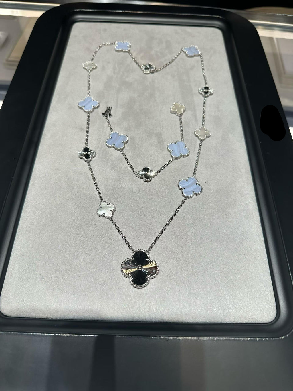 25 NEW CLOVER 15 MOTIFS PURPLE CHALCEDONY